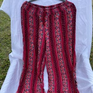 Baggy hippie pants brand mudd floral pattern.